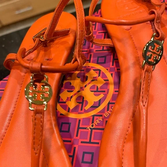 TORY BURCH 8.5M BRIGHT POPPY ORANGE MINI MILLER TYPE ALL LEATHER STRAP SANDALS - Picture 3 of 15